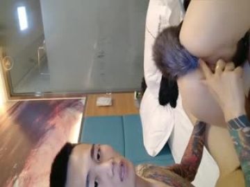 巨乳韩国妹什幺都玩连毛毛都剃了的啊