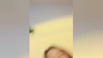 香飘飘-奶茶妹-❤️五官精致，大眼睛，小美穴，大胸胸，啊啊我都出水了，一高潮完就出水，尿尿特写！