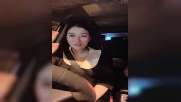 长相不错的少妇驾车出去玩车震，不过瘾再到酒店再来一炮