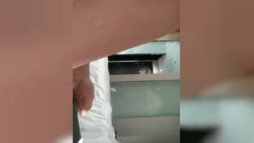 约了个颜值不错的极品少妇开房啪啪的!