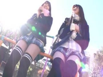 345SIMD-007制服ニーハイの间から覗く褐色の绝対领域に不法侵入し精子ぶっかけマーキング【ミニスカ_パンチラ_绝対领域_太ももコキ】第01集