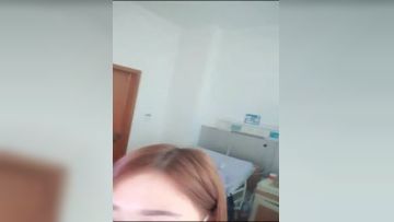 高清无水印大屌哥200块雇个小姐穿着肉丝在小树林打飞机对白有趣