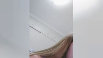 #温柔小糖_#糖儿小迷迷_绝美脸蛋极品身材美女主播床上诱惑，白皙美乳美臀值得一看