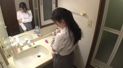DRPT-082 乳轮が敏感なことが妹にバレて笑われながらさんざん弄ばれるザコ乳首姉 月野かすみ 皆月ひかる